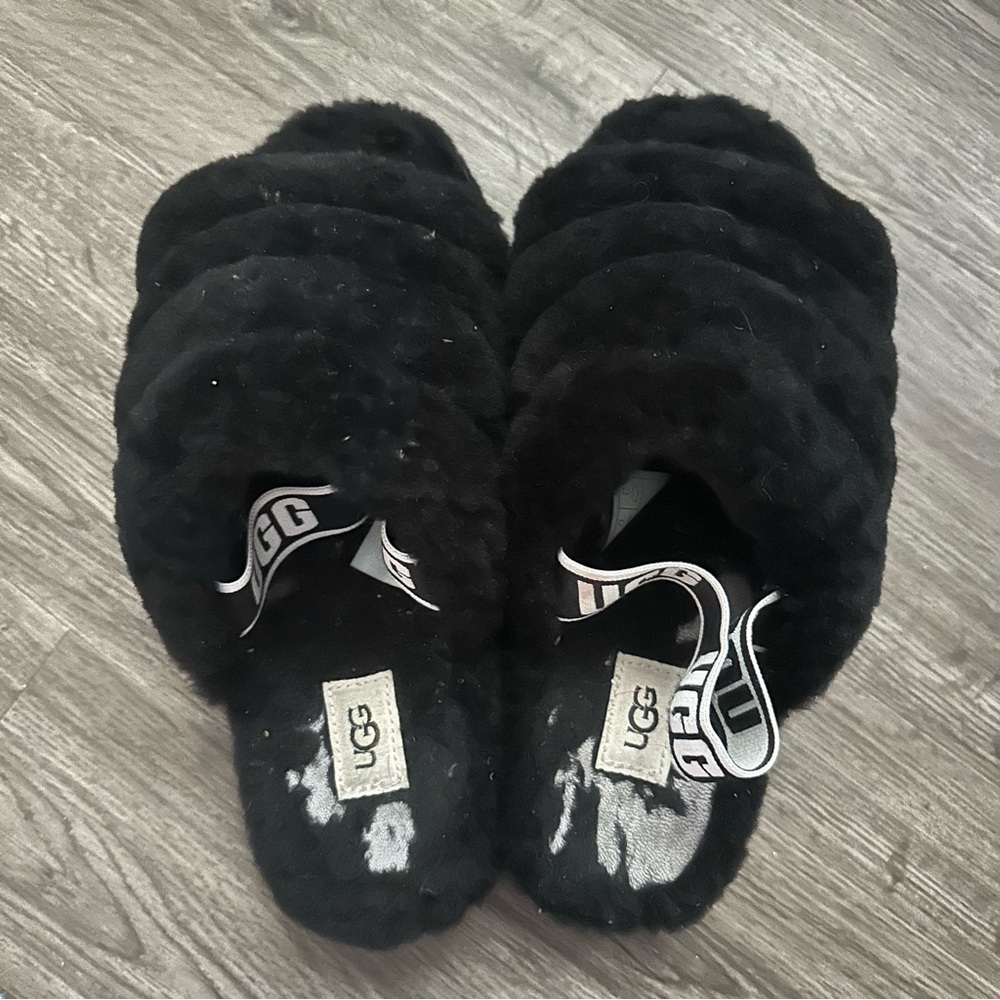 UGG Slippers - Picture 2 of 2